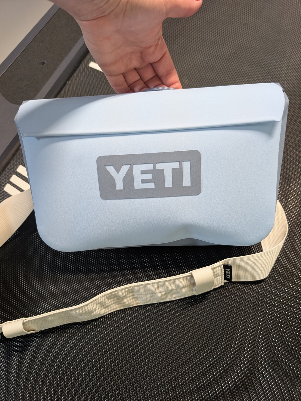 Yeti Light Blue Crossbody Belt Bag with Cream Strap - Picture 11 of 11